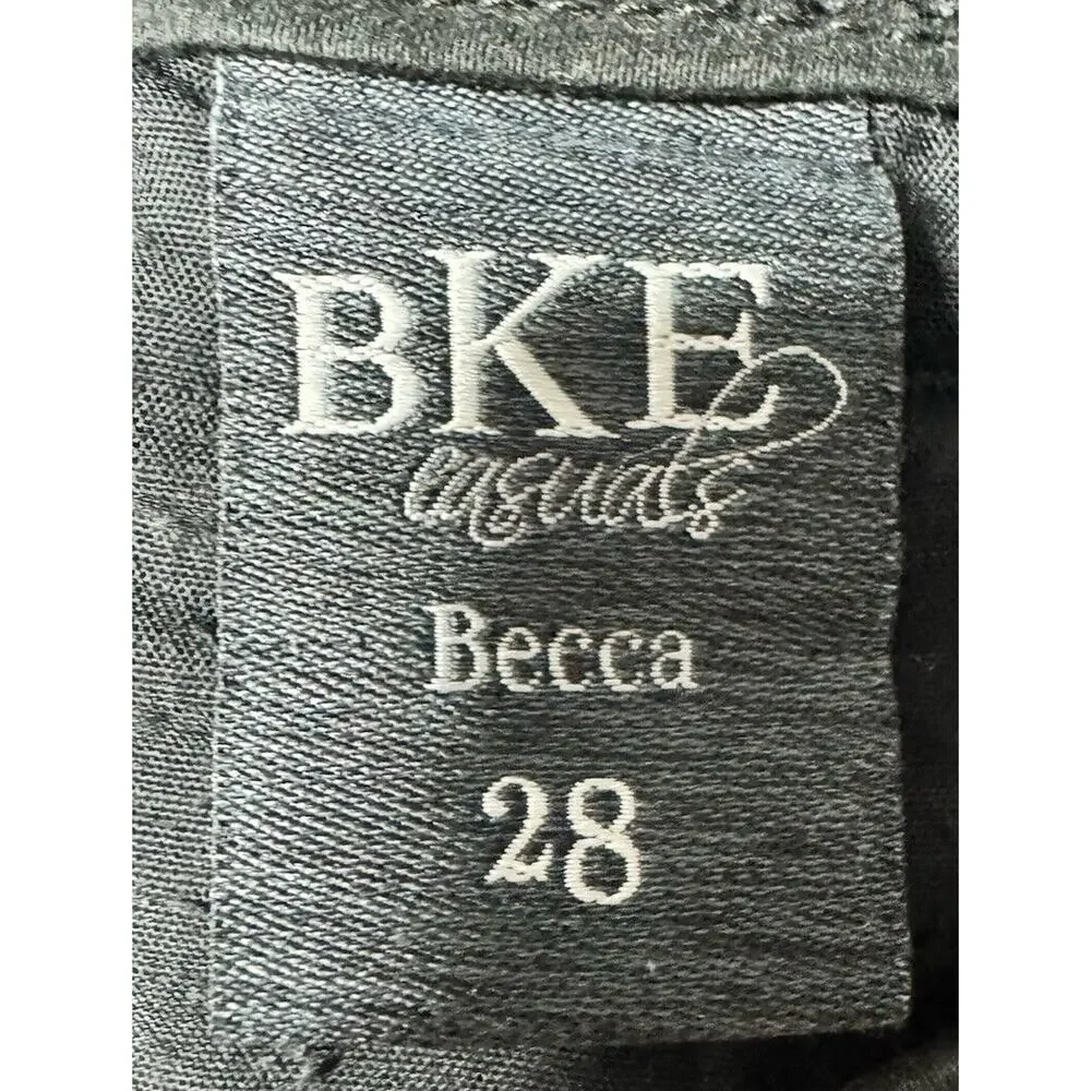 BKE Casuals Women's Black Becca Straight‎ Leg Cropped Pants - Size 28x22*